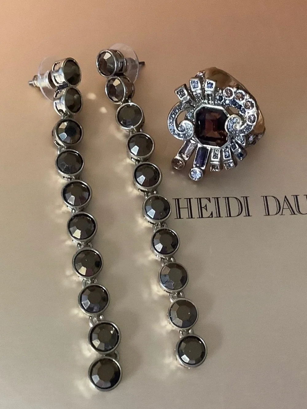 HEIDI DAUS French Ribbon Crystal Art Deco Bow Ring & Earrings Smoked Topaz SZ 9